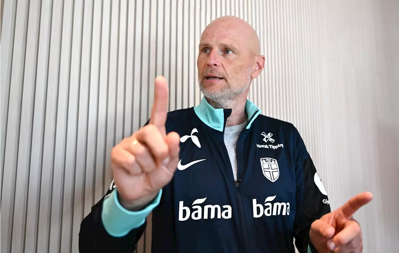 Solbakken vil ha forbud mot kunstgressbaner