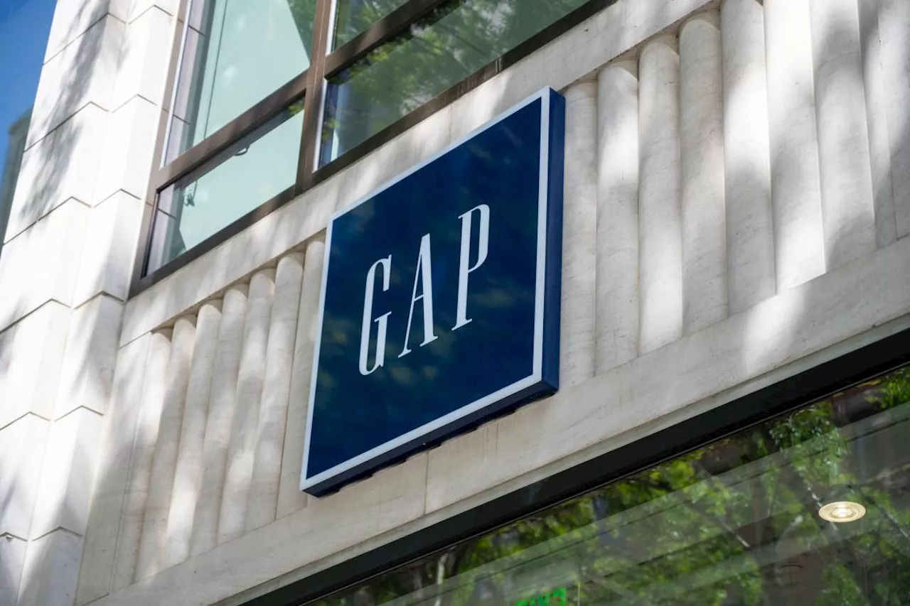 Gap halts trading of its stock after early release of Q2 results, as the retailer prepares to post sales growth