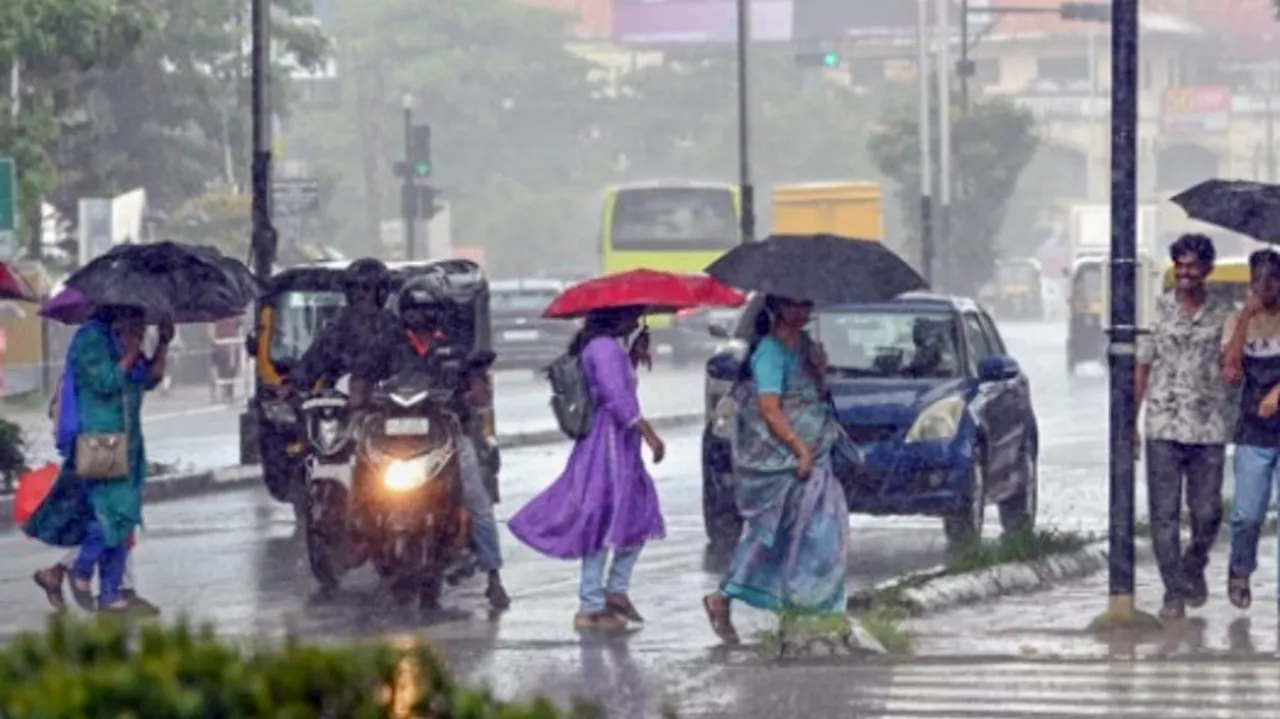 Ap TG Rains: తెలుగు రాష్ట్రాలకు వాతావరణ శాఖ హెచ్చరిక.. రాబోయే మూడు రోజులపాటు అతి భారీ వర్షాలు..