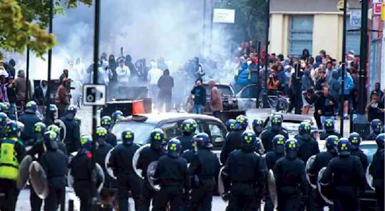 Riots flare in another UK city as police brace for weekend turmoil