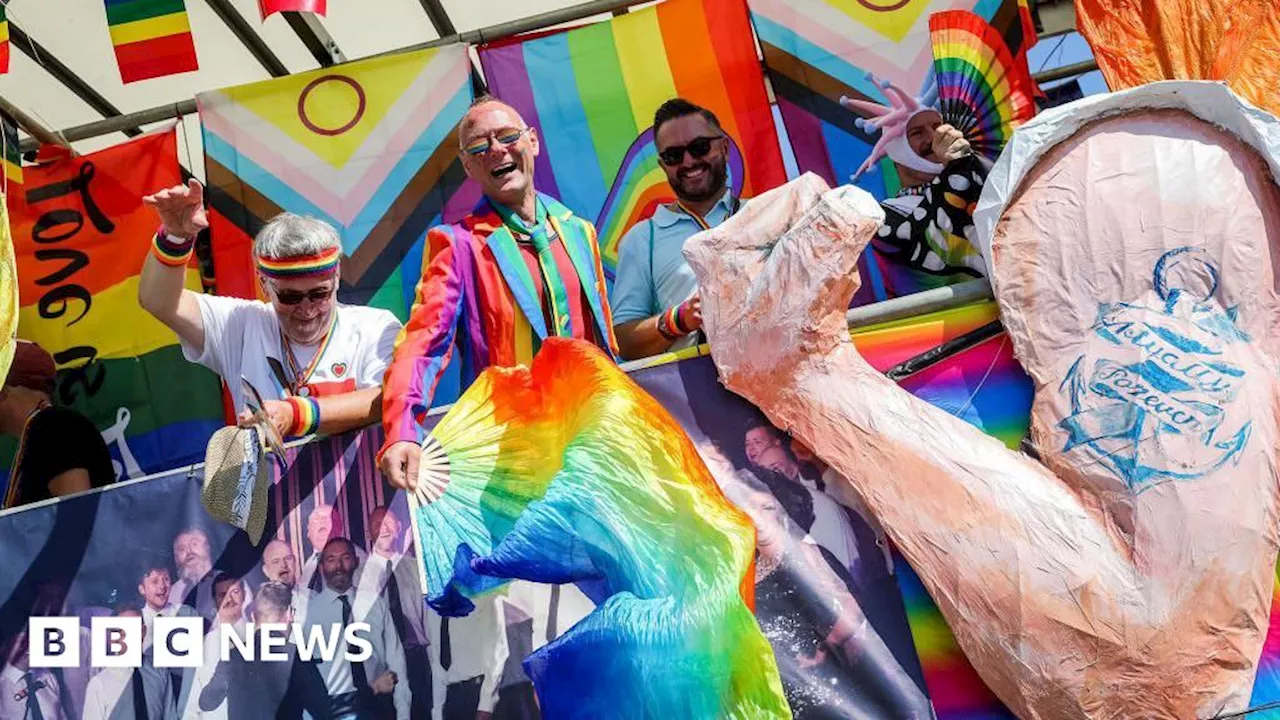 Brighton Pride party begins over celebratory weekend