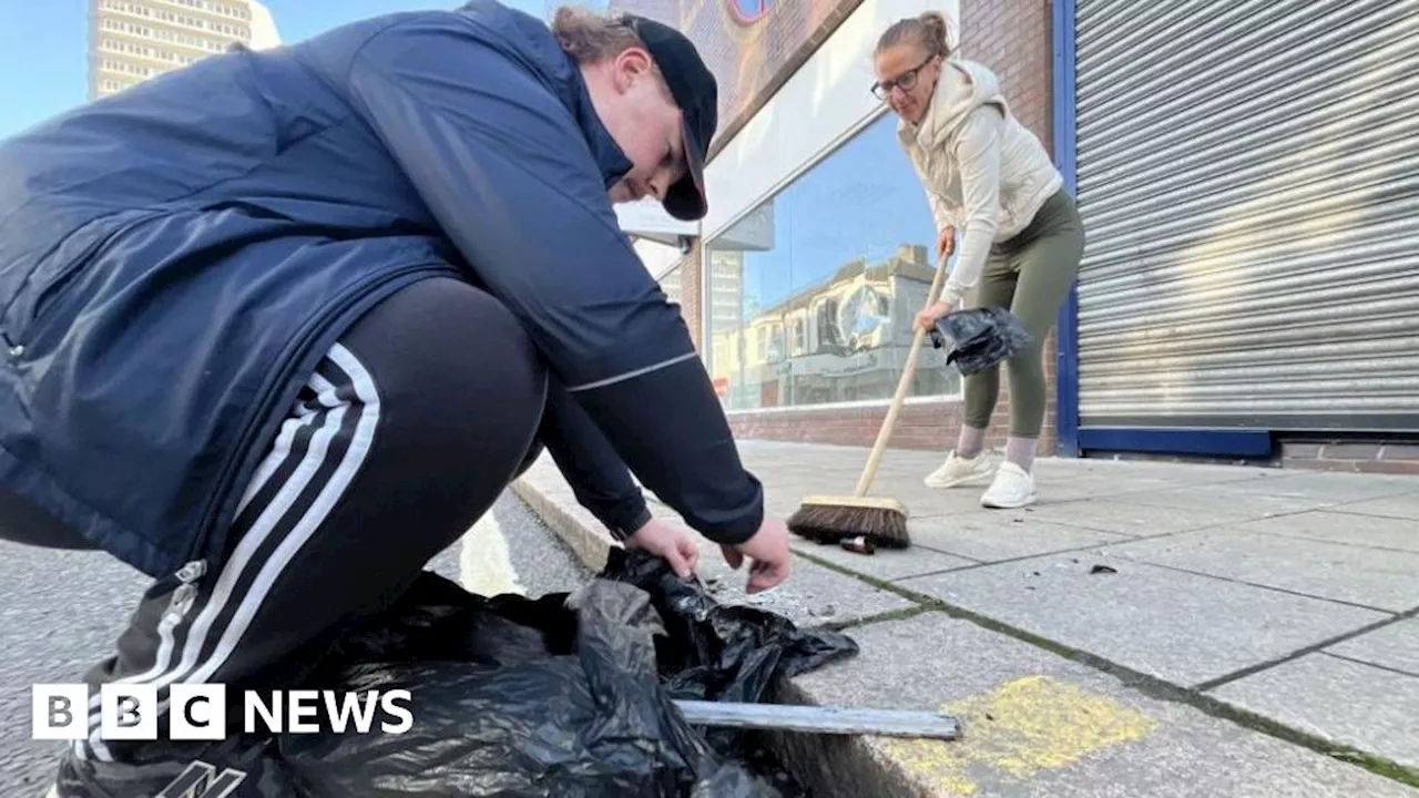 Sunderland riot: Clean-up after 'thuggery and violence'