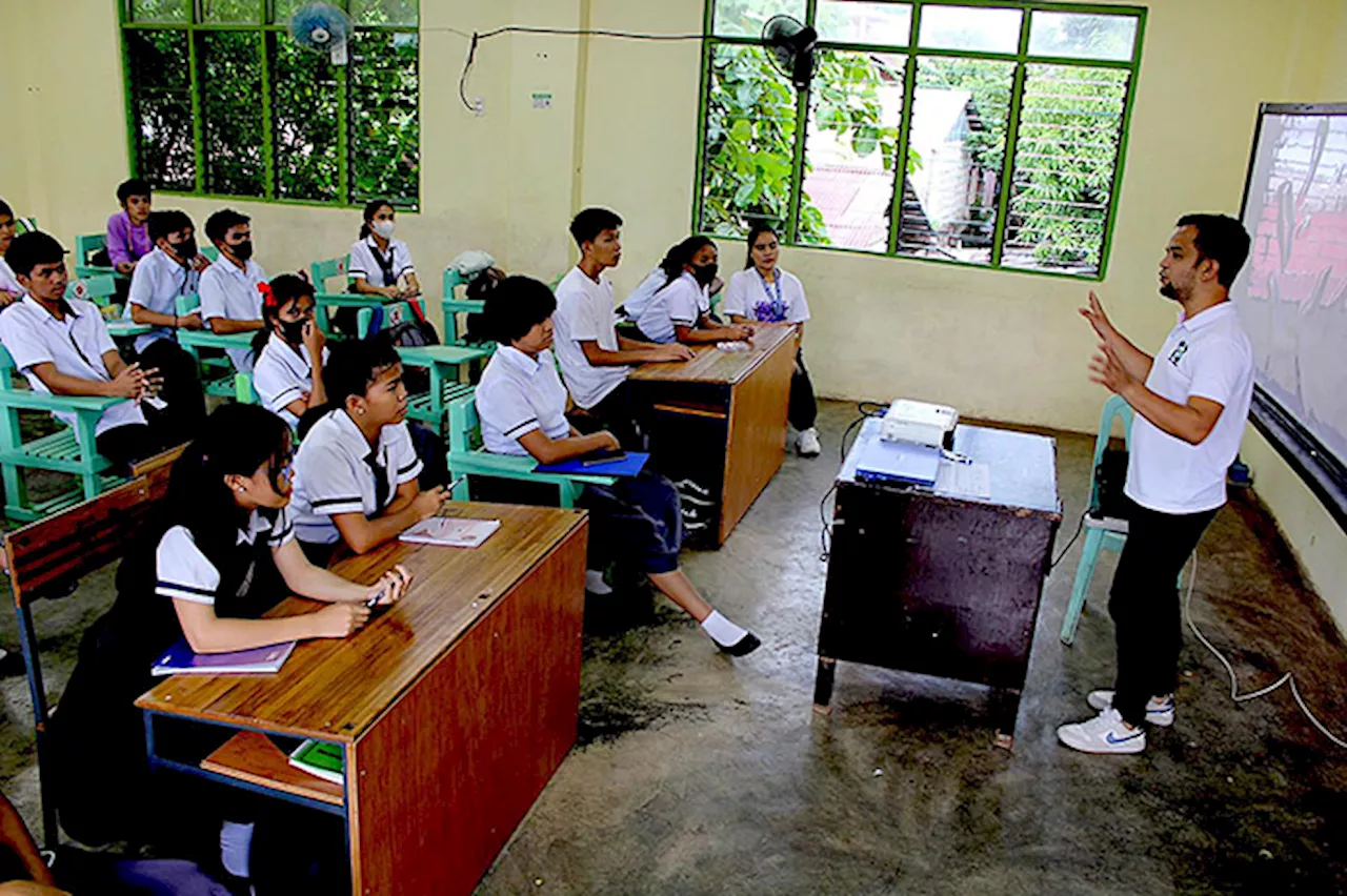 DepEd is eyed to adopt ‘Silyang Pinoy’ bamboo desks for school, evacuation use