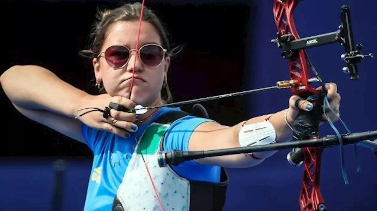 Paris 2024: Ana Luiza Caetano é eliminada nas oitavas do tiro com arco