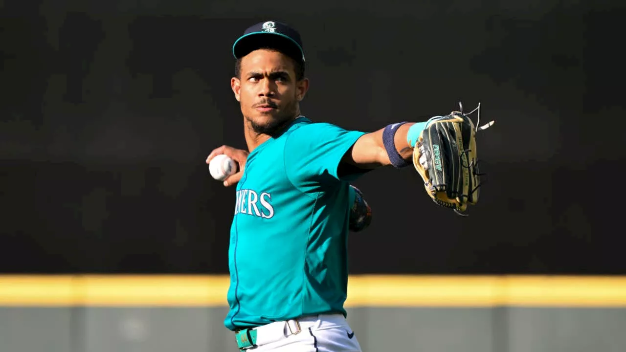 Seattle Mariners' Julio Rodríguez takes next step in recovery from ankle injury