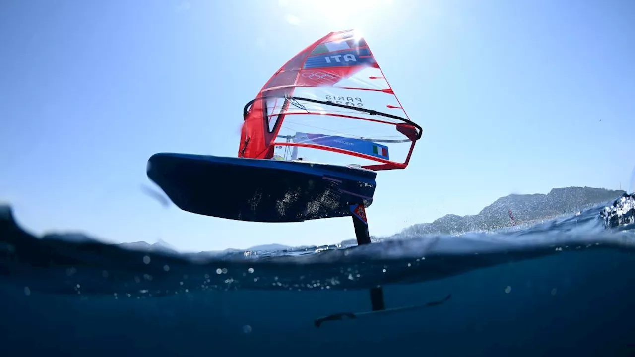 IQ Foil, la F1 della vela olimpica che vola sull'acqua a 60 km/h