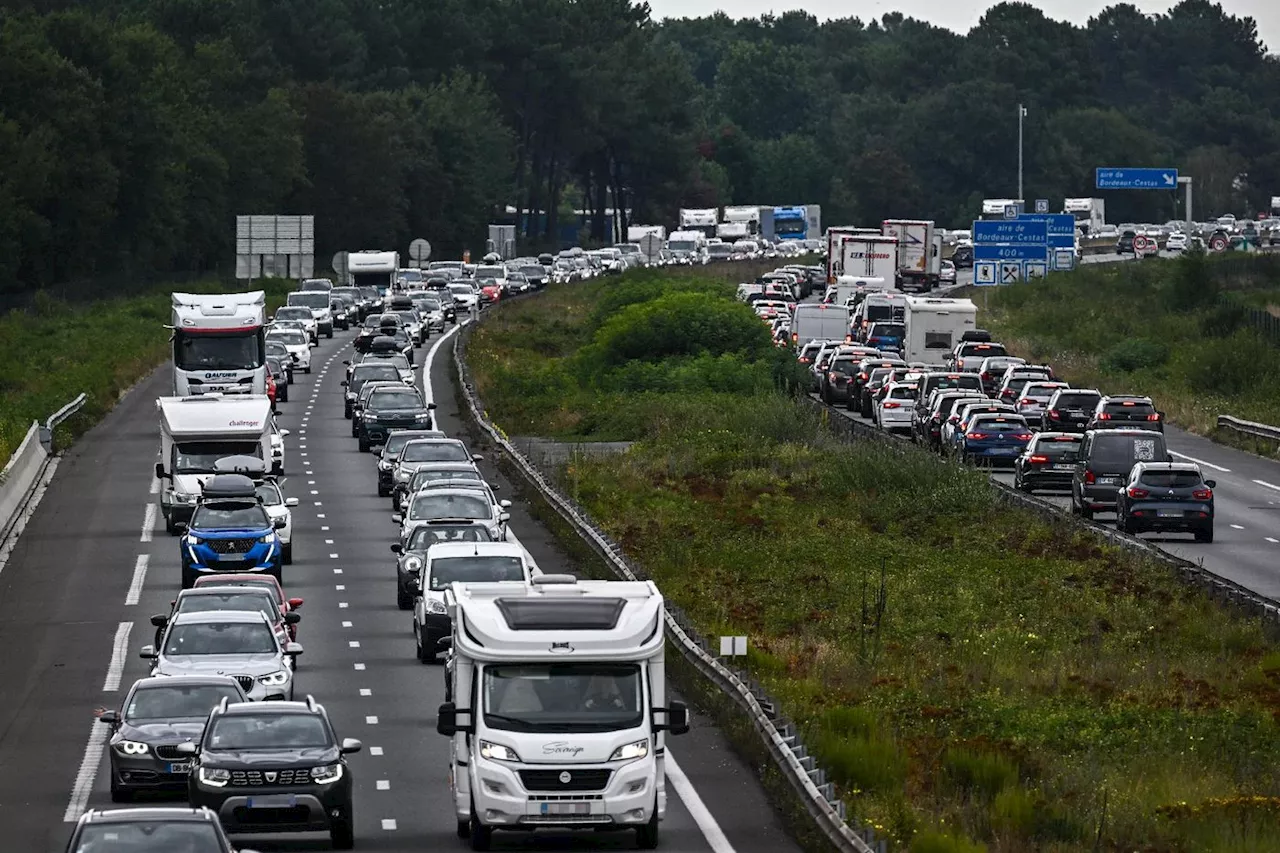 Chassé-croisé: plus de 1.000 kilomètres de bouchons cumulés