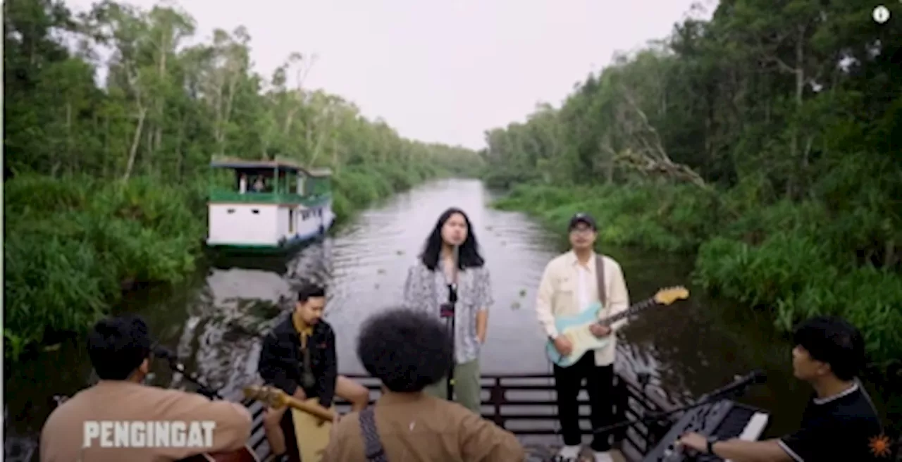 From cruising down a river to a rocking a rubber estate : Indonesian and Malaysian performers think out-of-the-box with live shows (VIDEO)