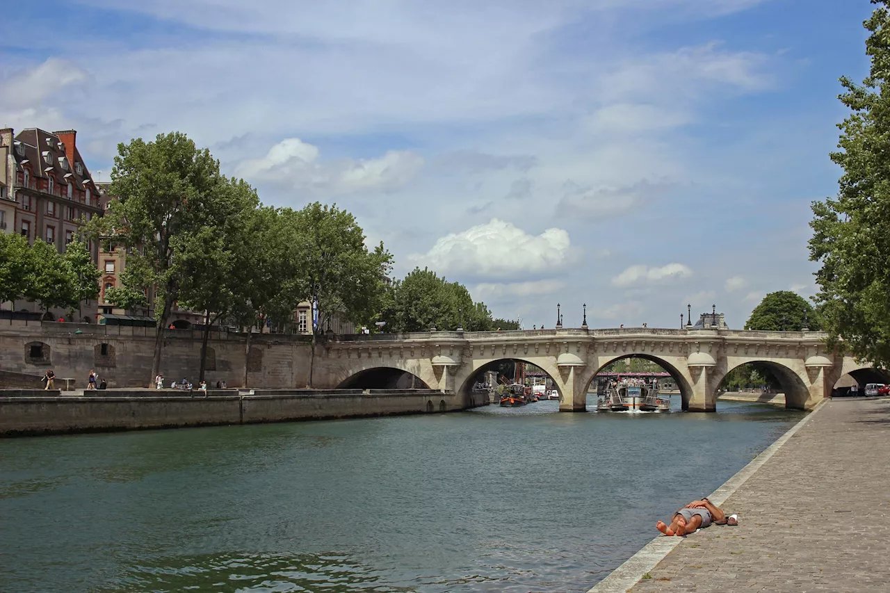 Triathlon training scrapped due to dirty Seine