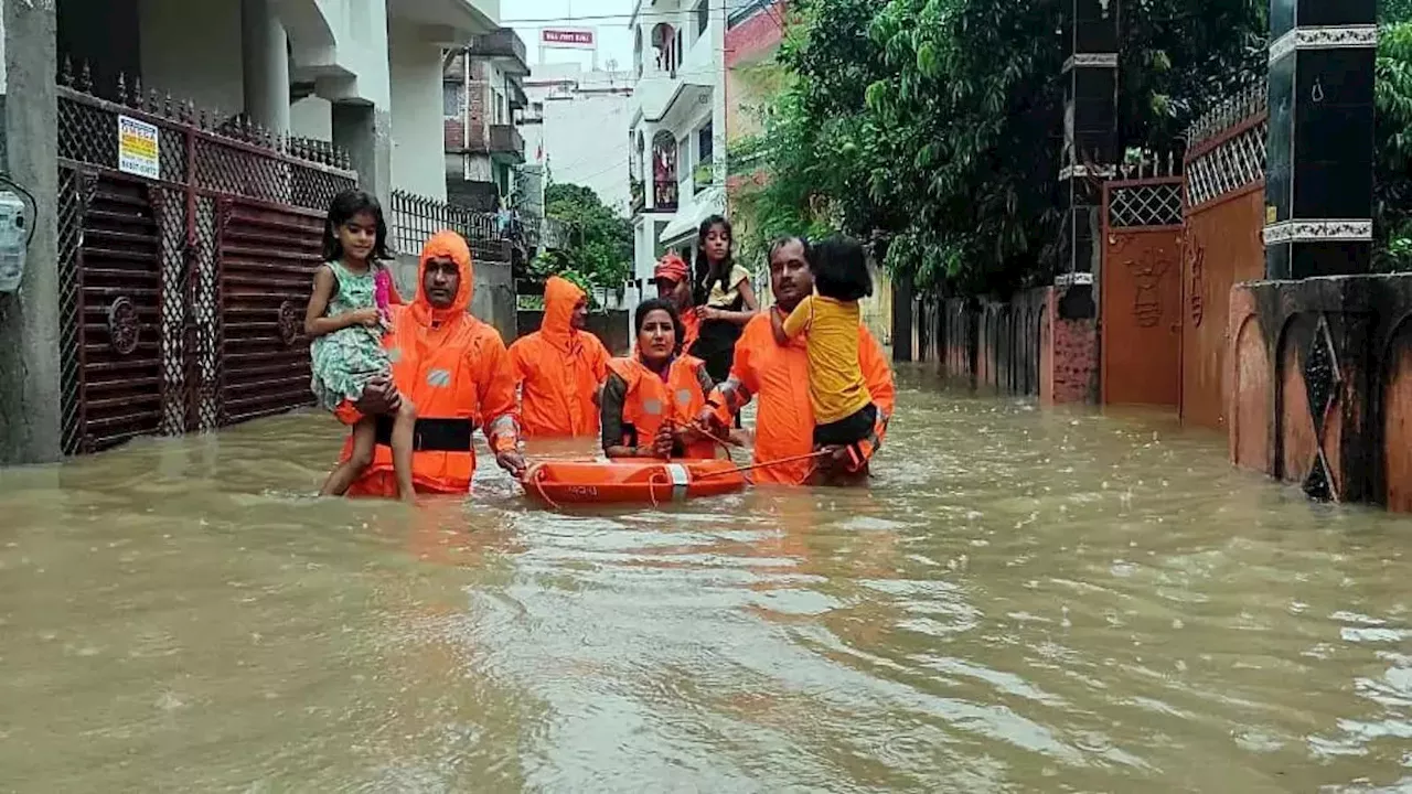 Heavy Rain In Jharkhand: झारखंड में Flash Flood की चेतावनी, कई जगहों पर हो सकती लैंड स्लाइड, IMD का रेड अलर्ट