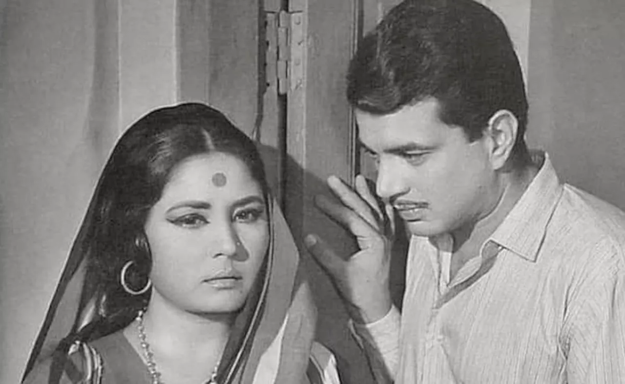 Dharmendra-Meena Kumari Unseen Photo: जब धर्मेंद्र बने थे श्रीकृष्ण और मीना कुमारी बनीं थी राधा, 59 साल पुरानी फोटो हुई वायरल तो फैंस हार बैठे दिल