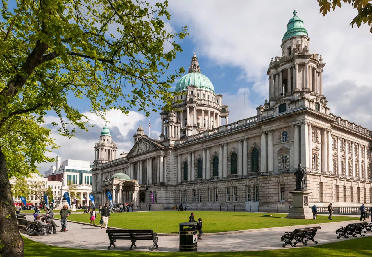 Riot police deployed in Belfast amid anti-immigrant protests and counter-protests