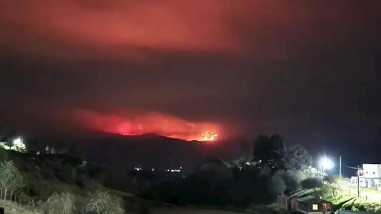 Impresionante incendio forestal en Tafí del Valle ya consumió más de 1.200 hectáreas