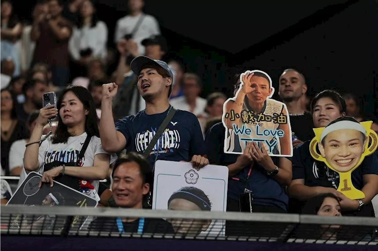 Olympic badminton spectator dragged from arena for holding up ‘Taiwan go for it’ banner