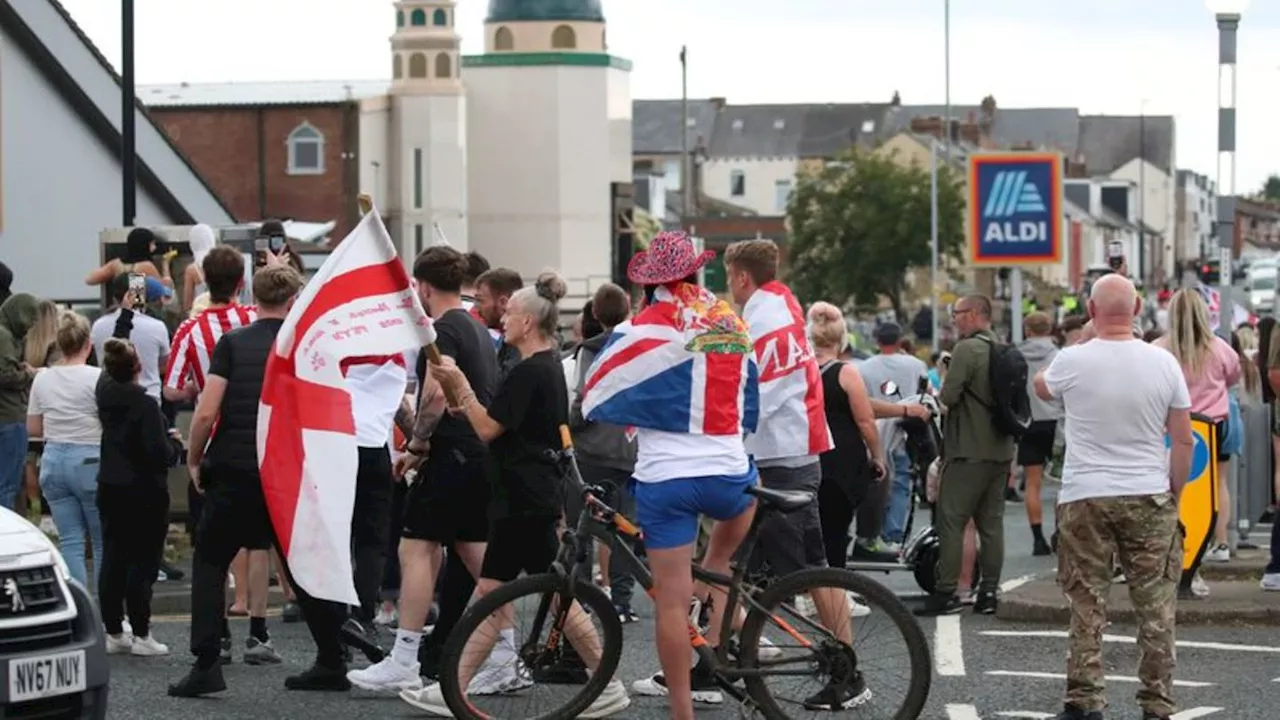 Ausschreitungen in England: Acht Festnahmen nach Krawalle in Sunderland