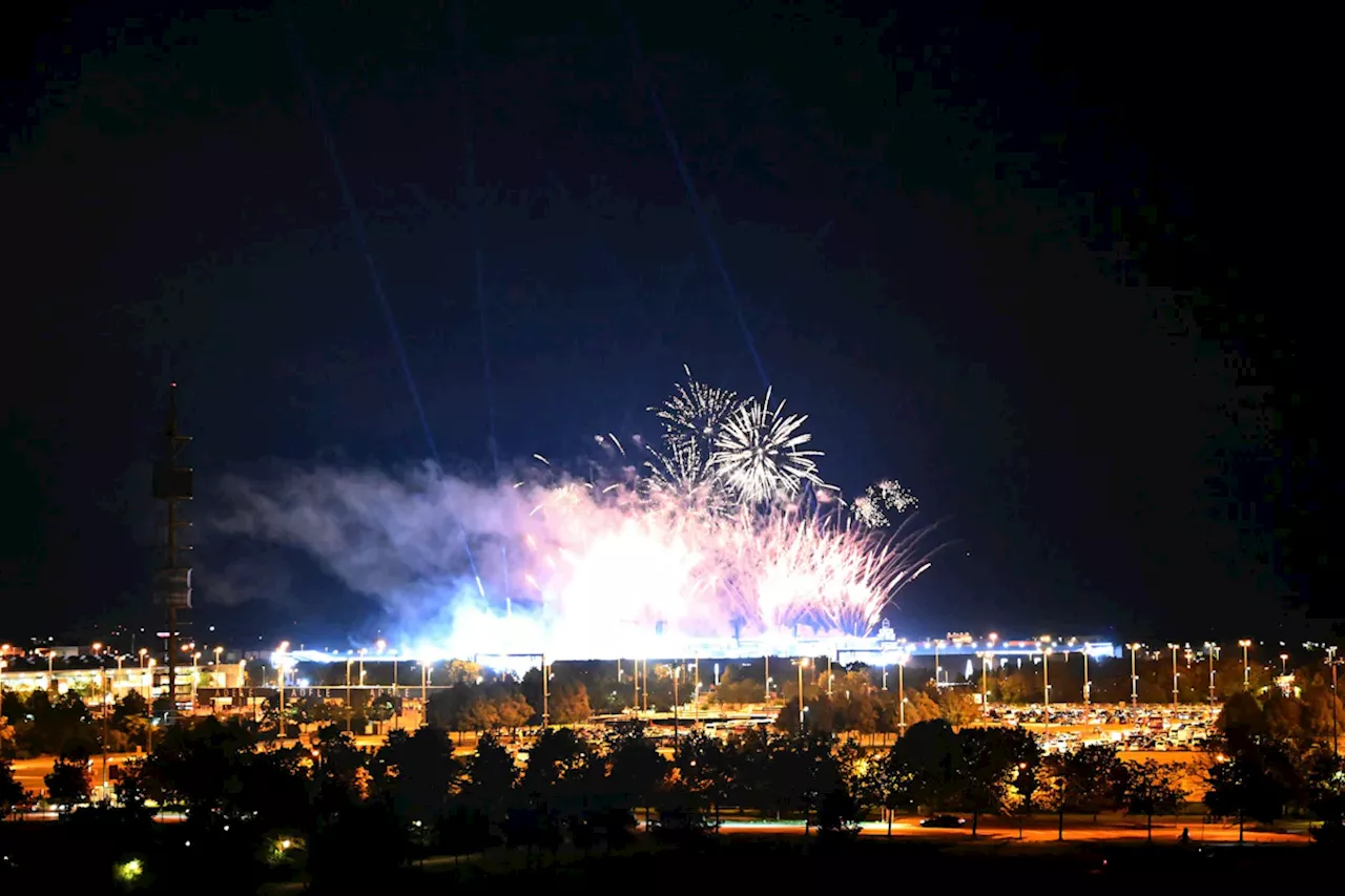 Liveticker zu Adele-Konzerten in München: Feuerwerk zum Abschluss - Verläuft Abfahrt problemlos?