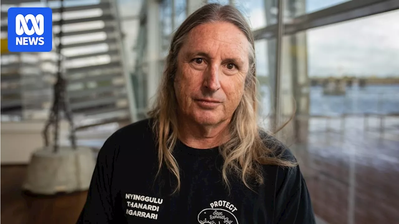 'Insta-bogans' endangering Ningaloo Coast, author Tim Winton says