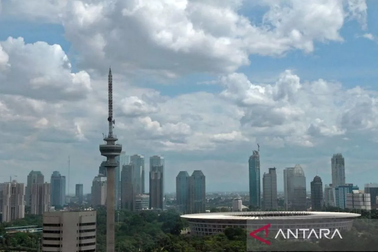 Cuaca di Jakarta cerah dan cerah berawan pada Sabtu