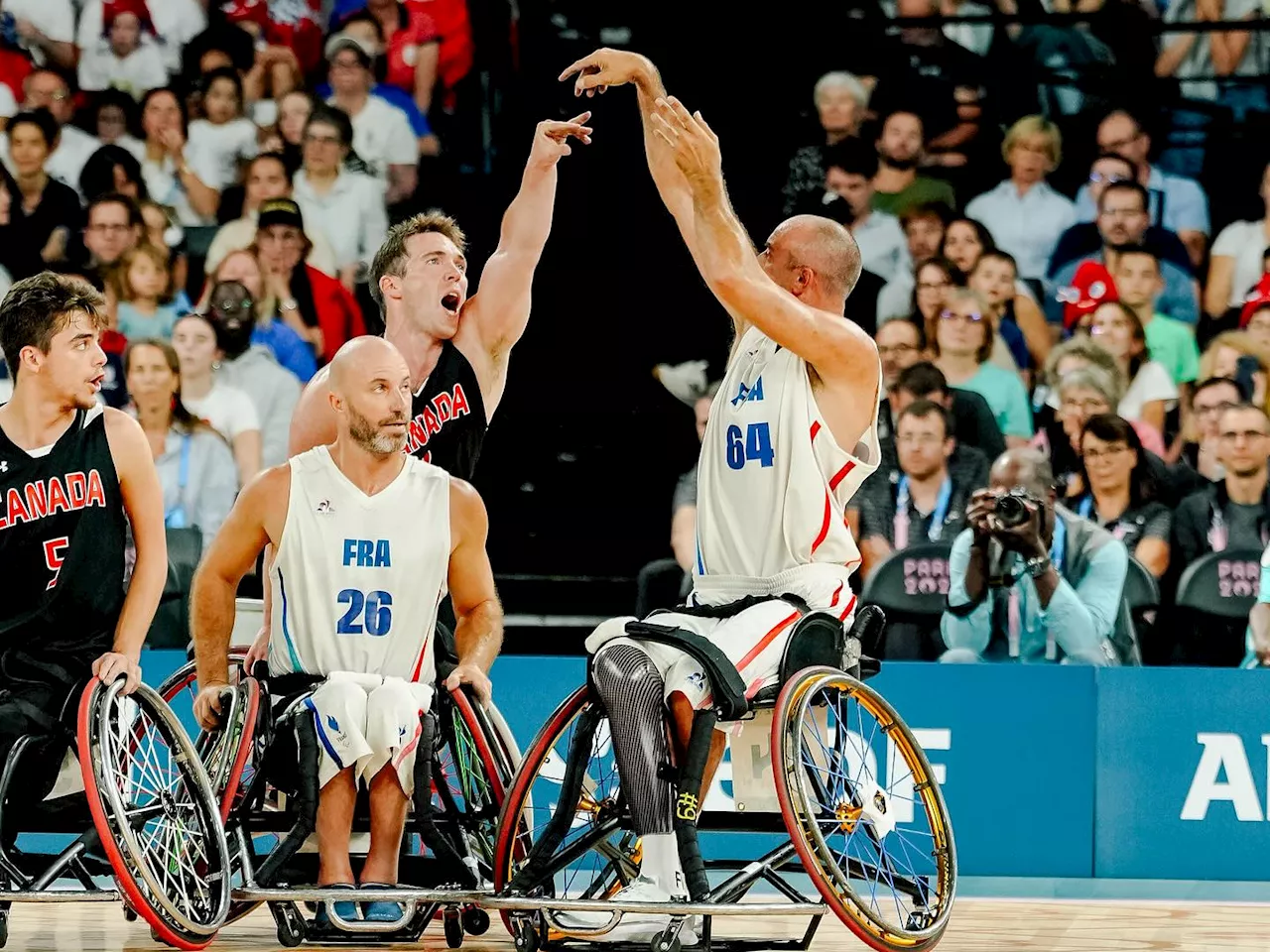 Faux-départ pour les Bleus aux Jeux Paralympiques, malgré le show Jouanserre (38 points)