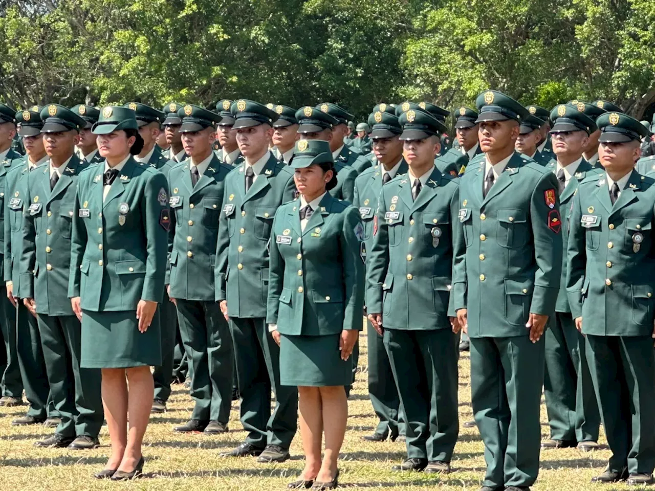 Ejército reforzó sus filas con 520 suboficiales: 200 eran soldados y lograron ascender