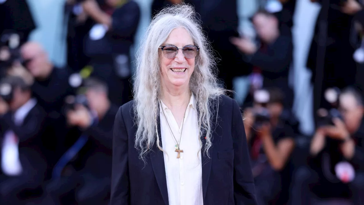 Patti Smith And Isabelle Huppert Are Mastering The Art Of IDGAF Dressing