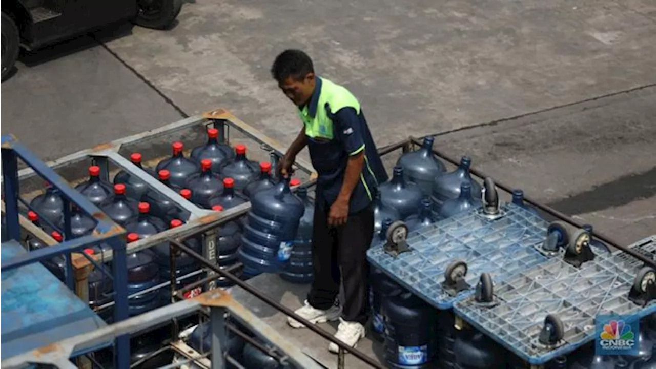 Air Galon Jadi Sebab Kelas Menengah Jatuh Miskin, Ini Penjelasannya