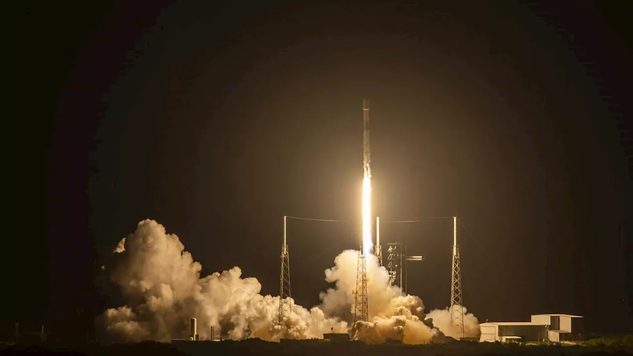 SpaceX, il razzo Falcon 9 fallisce l'atterraggio: è la prima volta dal 2021