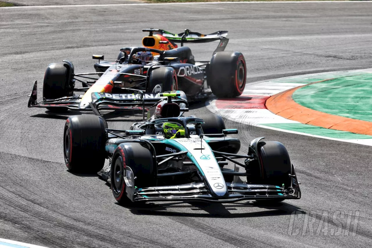 Lewis Hamilton sets pace in Italian GP FP2 as Kevin Magnussen crashes