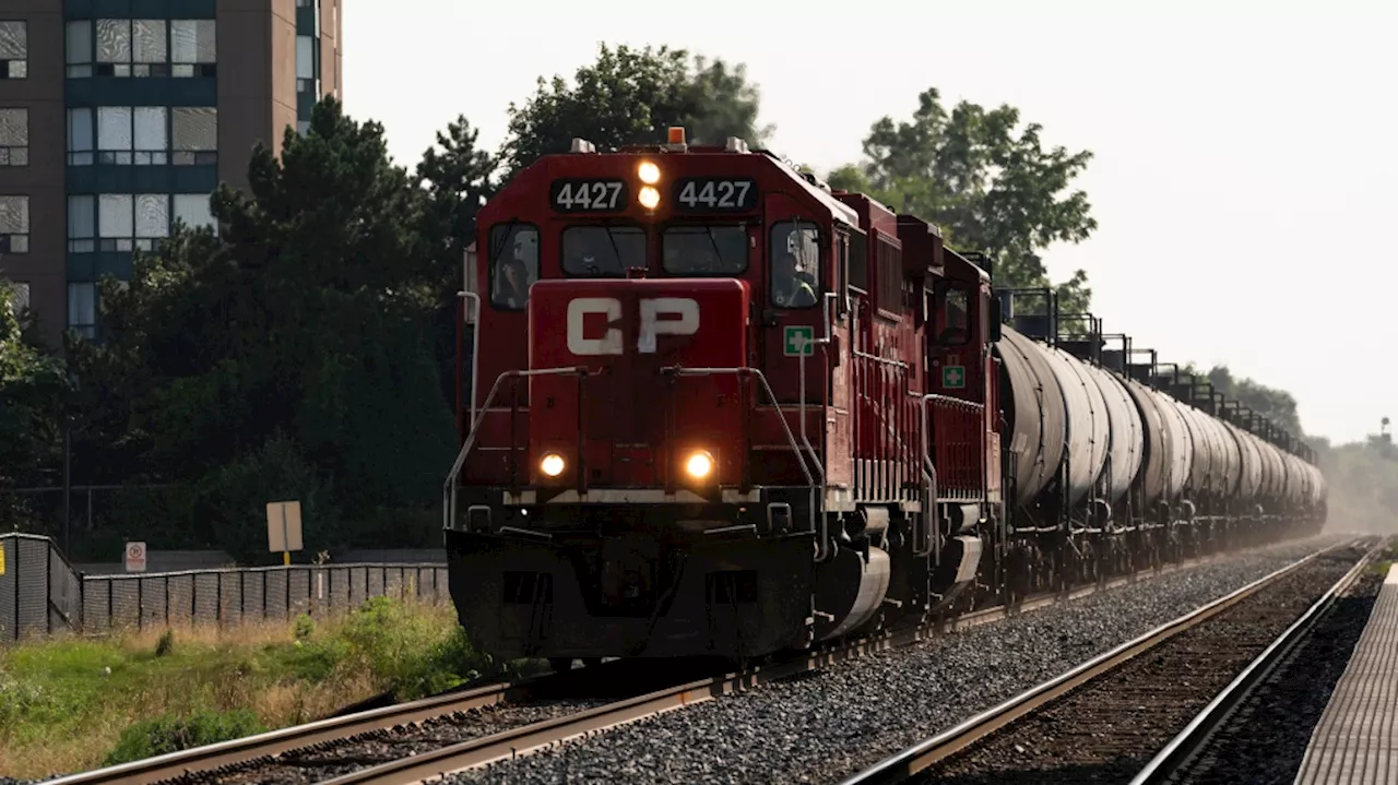 Teamsters launch court appeal of federal government's move to end rail shutdown