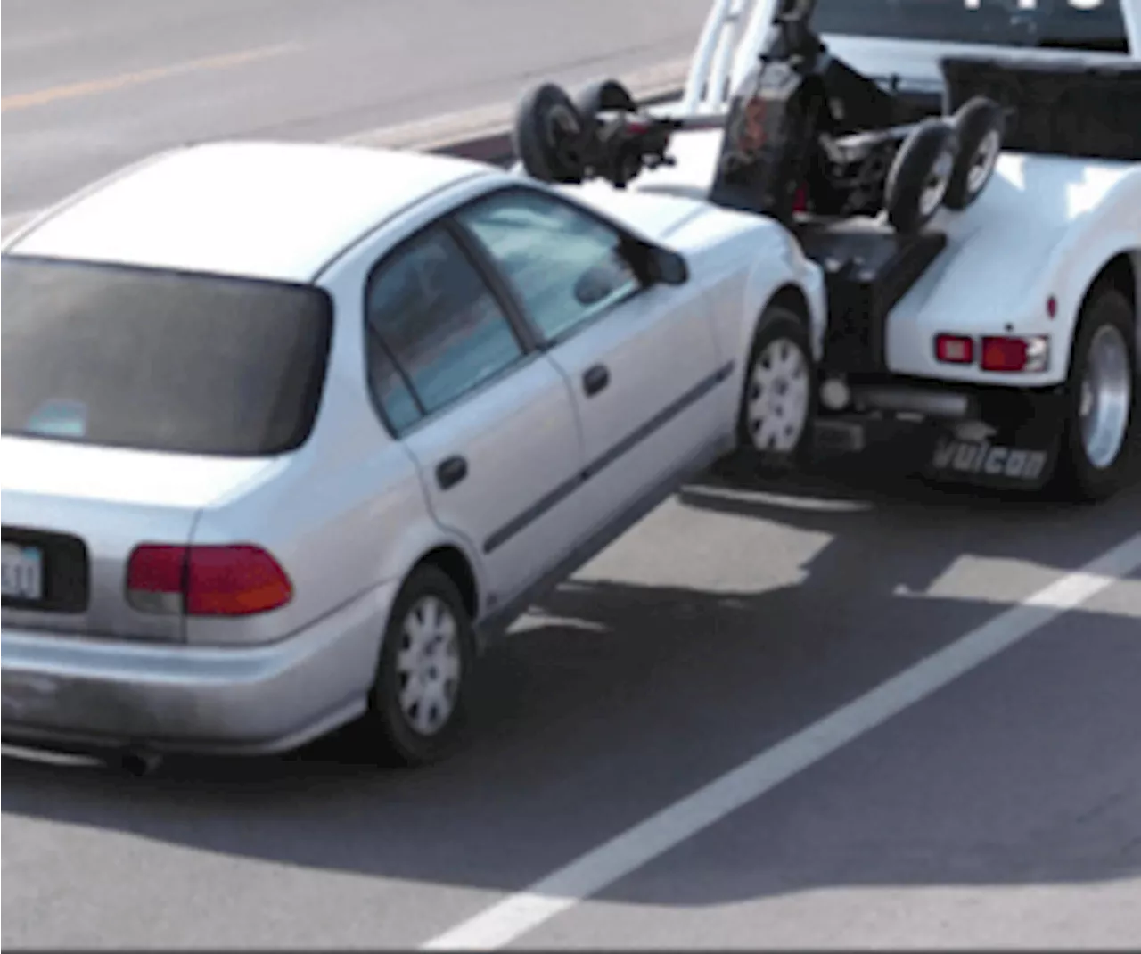 Tow truck driver in Douglas County Jail after investigators say he stole at least 48 cars