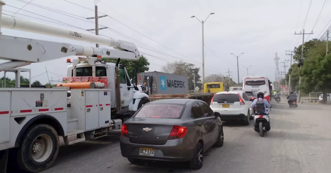 Manifestantes bloquean la vía Mamonal en Cartagena: esta es la razón