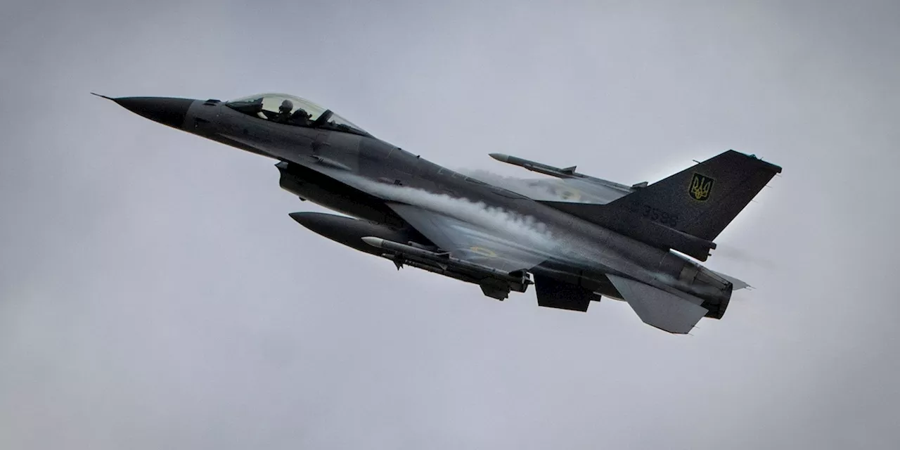 Ukraine-Ticker: Wohl erstes F-16-Kampfflugzeug in der Ukraine abgestürzt