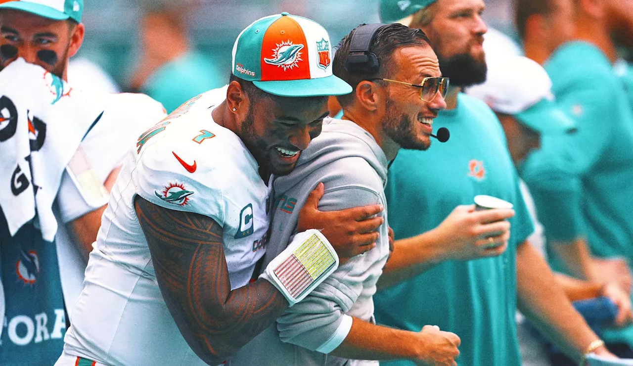 Dolphins head coach Mike McDaniel reportedly agrees to three-year extension