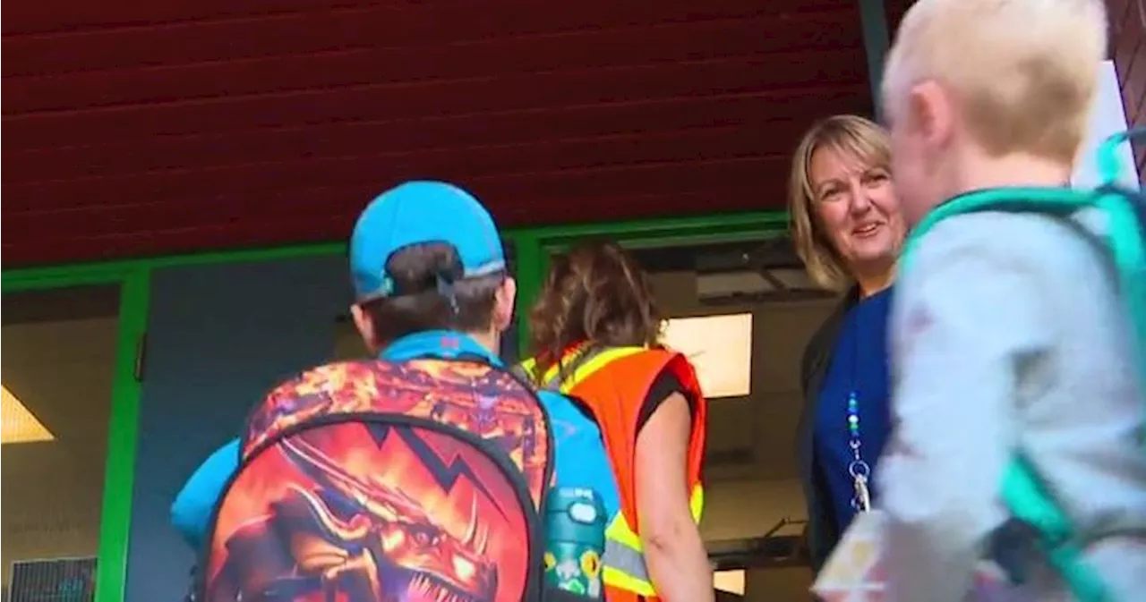 Students at Edmonton public schools return to class for 1st day of new school year