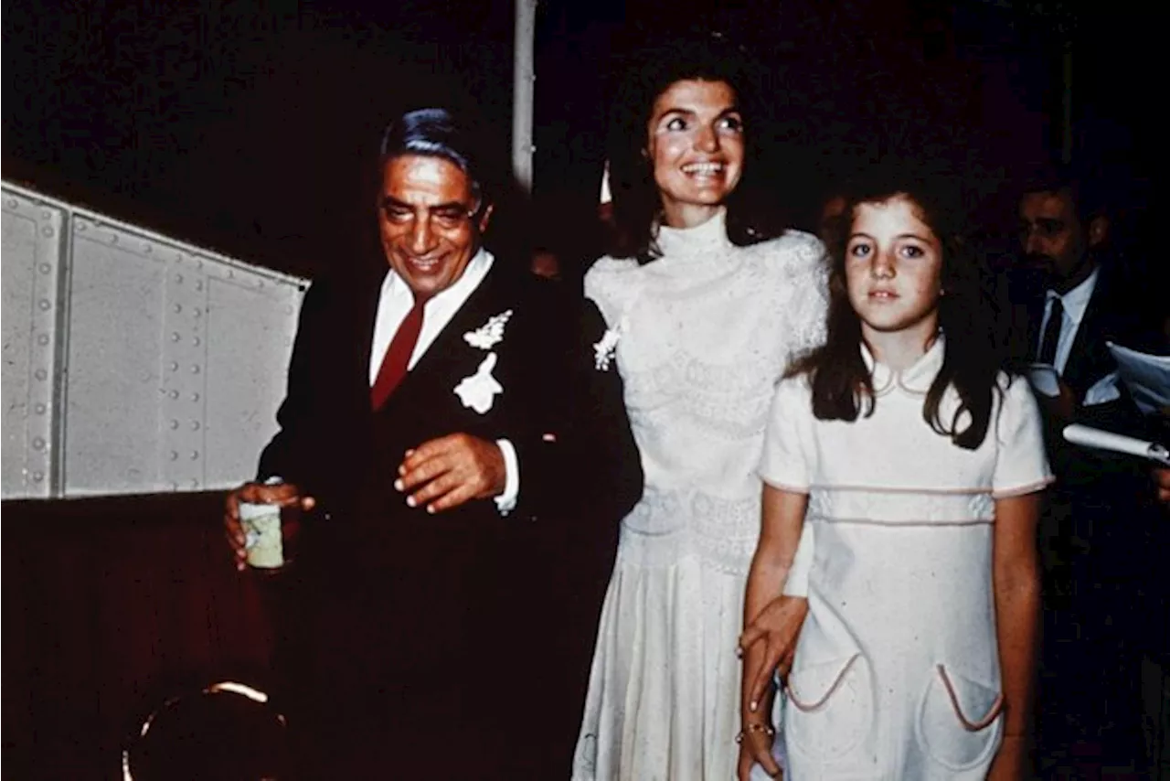 Jackie Kennedy Onassis’ trouwjurk van Valentino gaat onder de hamer