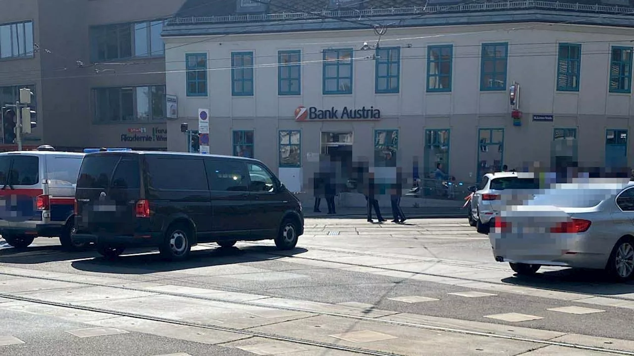 Bomben-Alarm bei Berufs-Akademie! Großeinsatz in Wien