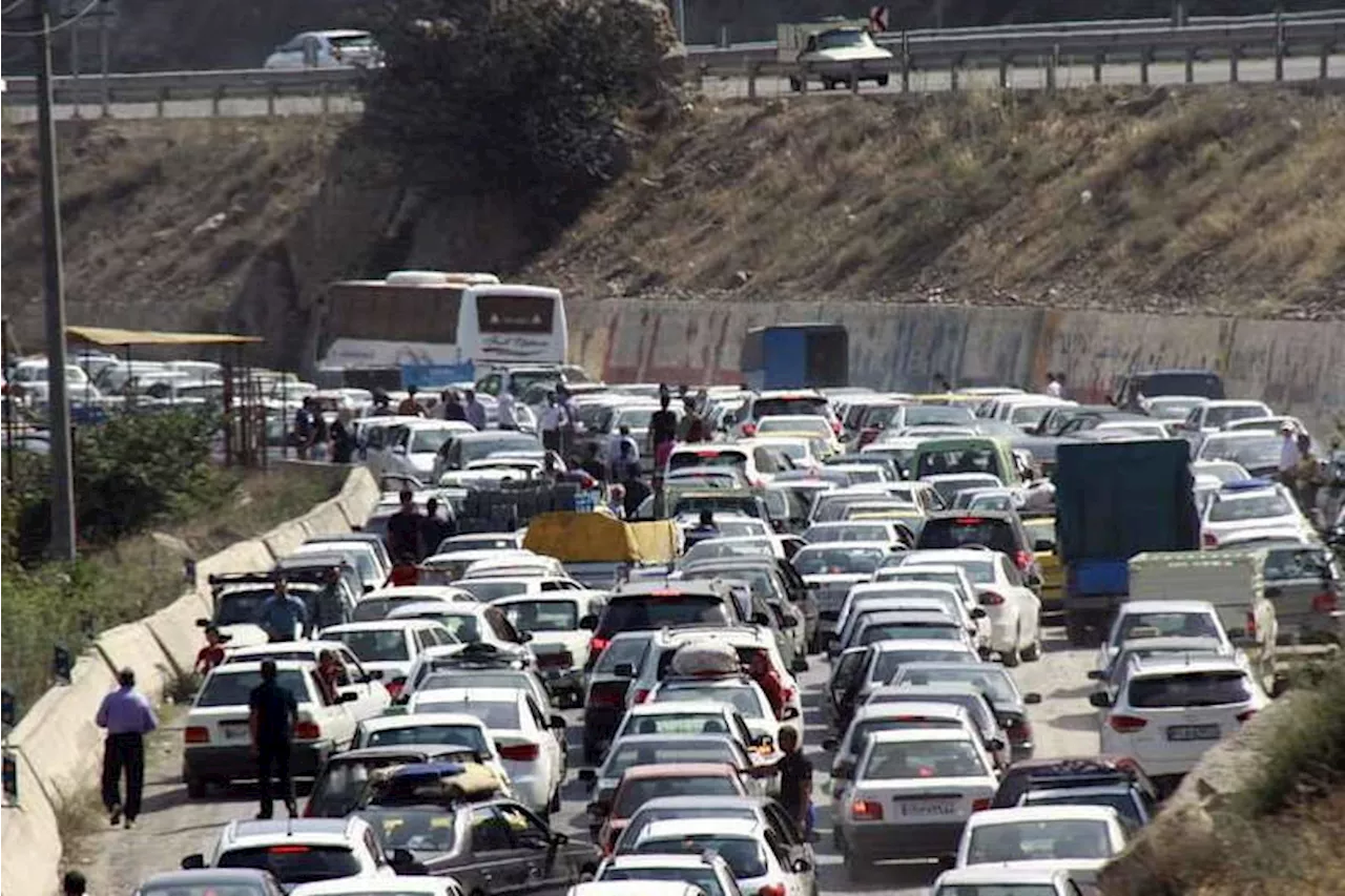 جاده چالوس به سمت جنوب یک‌طرفه شد/ ترافیک پرحجم در محورهای منتهی به تهران و البرز