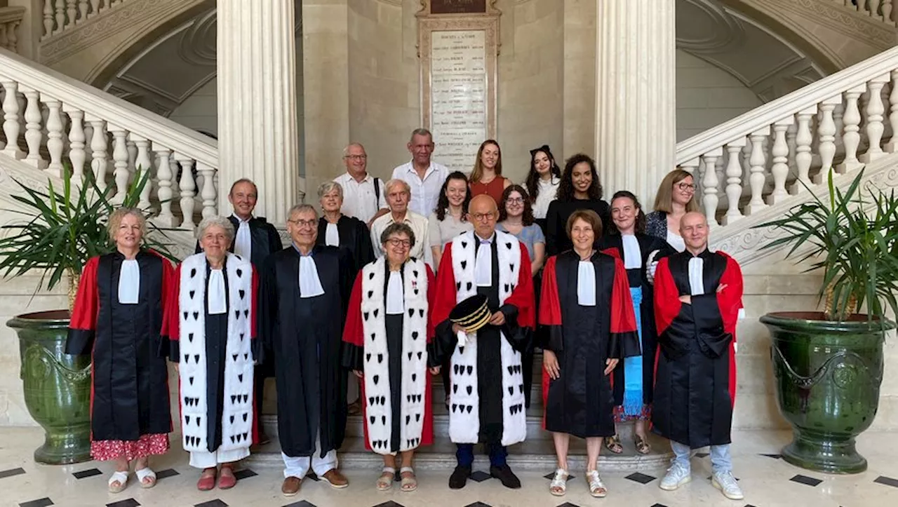 Prestation de serment à la cour d'appel de Nîmes : nouveaux magistrats honoraires, assistants de justice