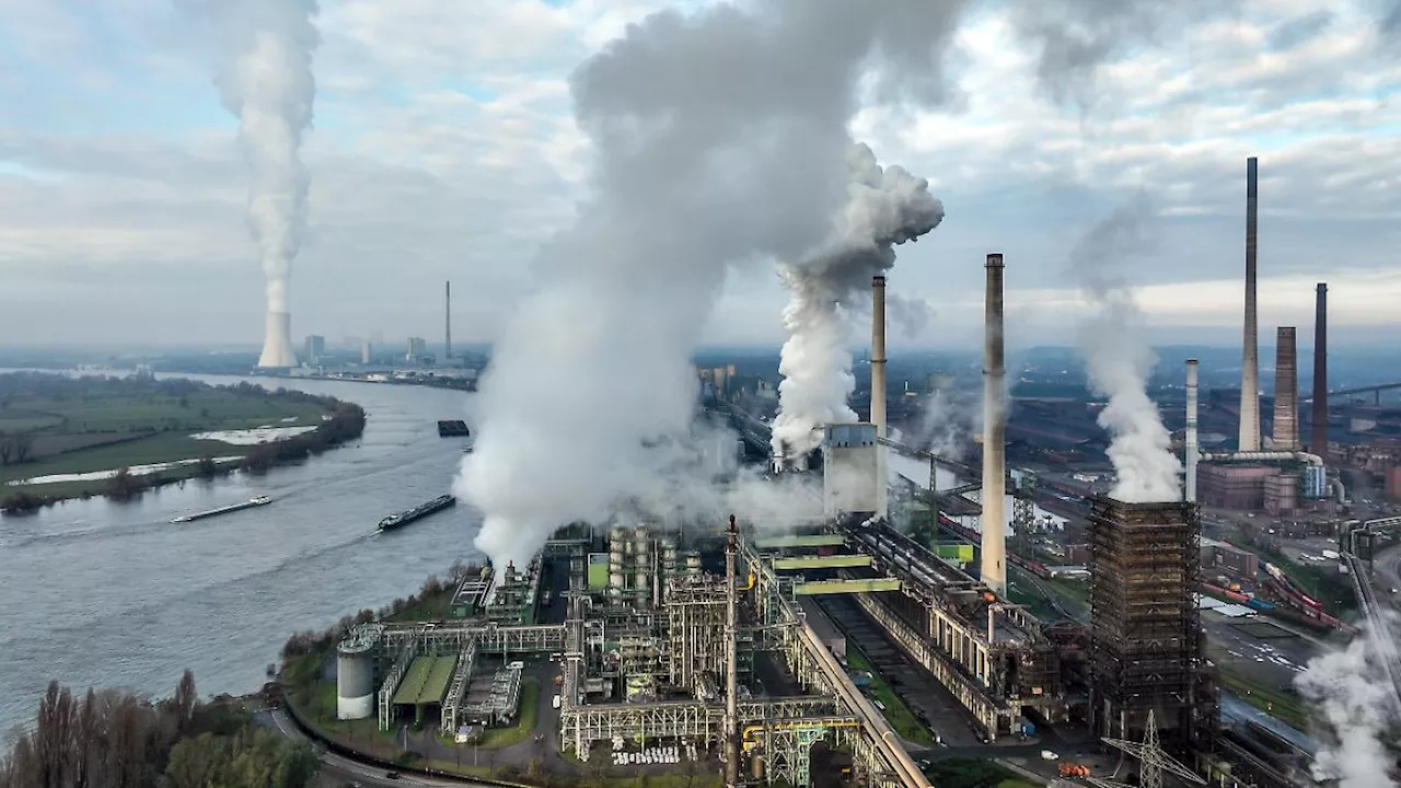 Eskalation bei Thyssenkrupp: Gabriel: 'Geht das schief, steht die Autoindustrie still'