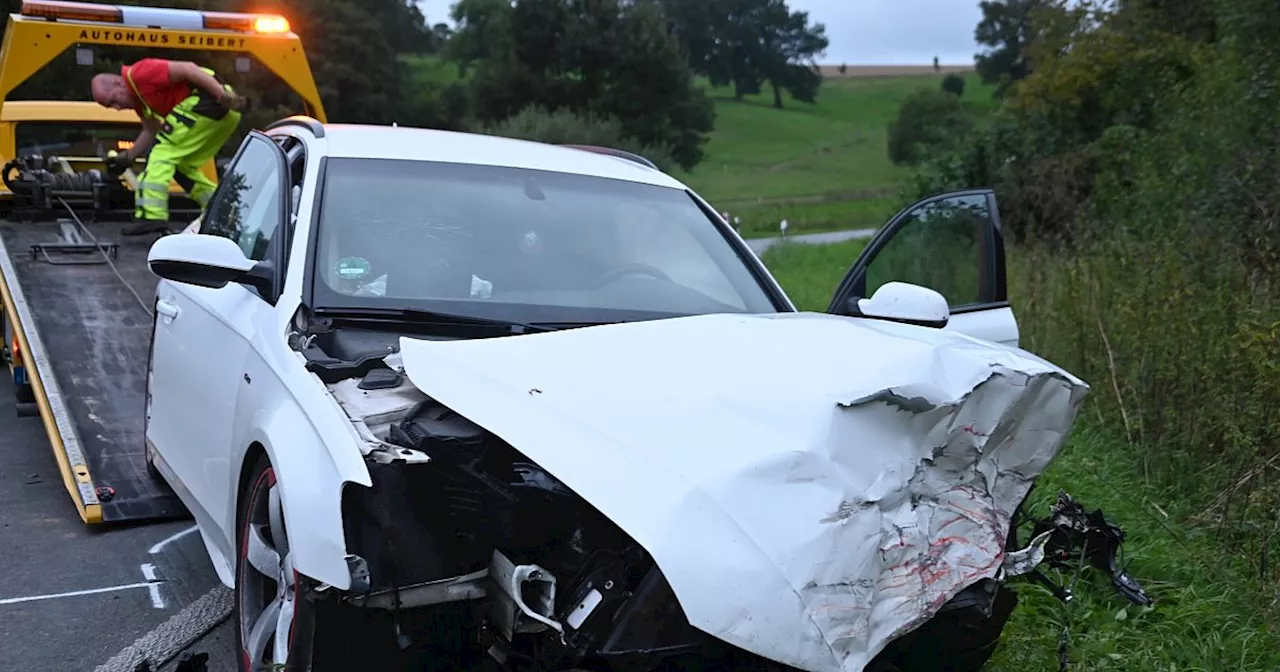 Schwerer Unfall auf B 239 bei Höxter: Rettungshubschrauber im Einsatz