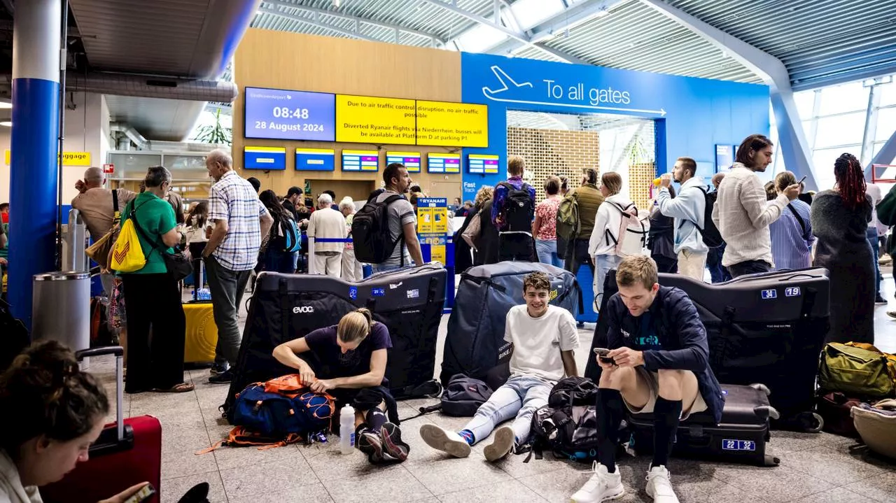 Eindhoven Airport plat door storing: Defensie bezig met grondig onderzoek