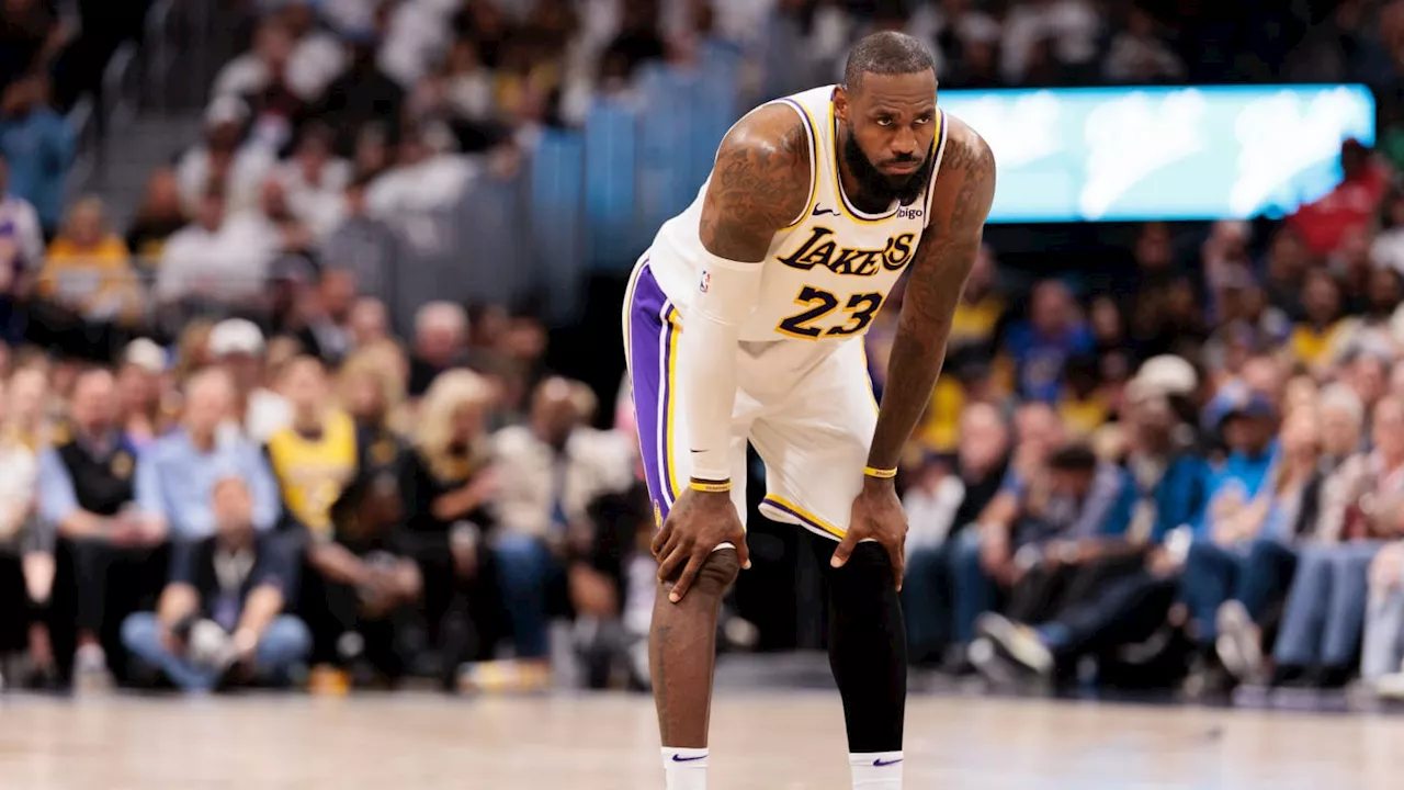 Lakers’ LeBron James Reacts to Tragic Death of NHL Star