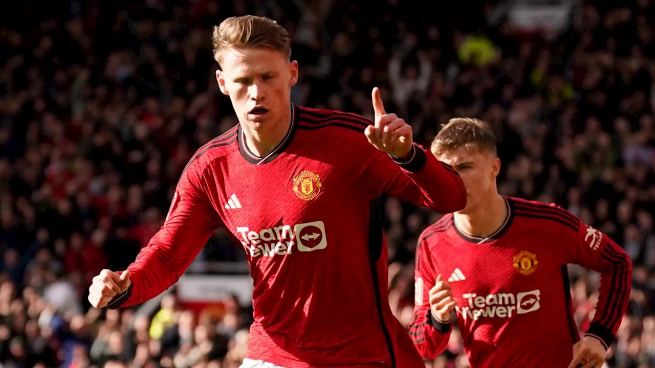 Scott McTominay: Napoli sign midfielder from Manchester United in deal worth in excess of £25m