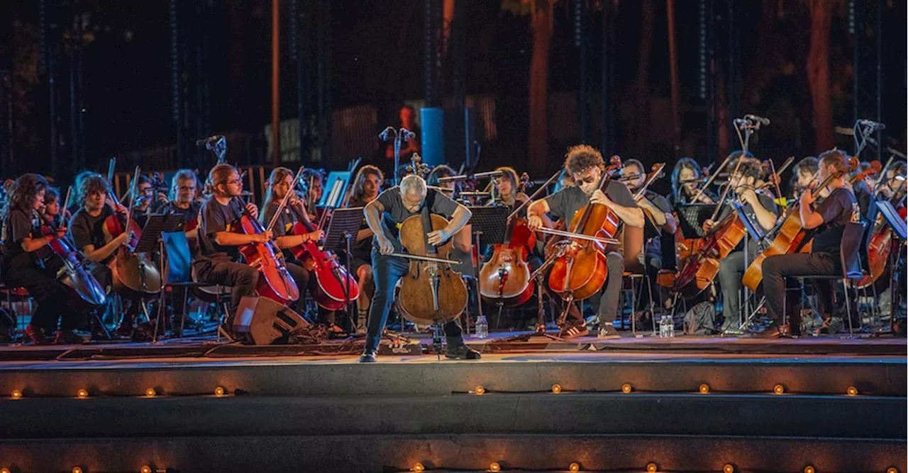 Atene e Melo nello spettacolo di Baricco, per il RomaEuropaFestival