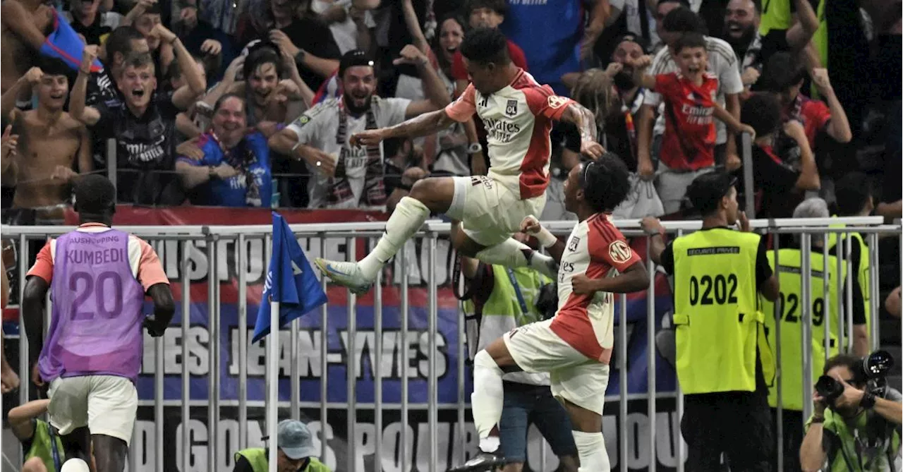 Ligue 1 : mené 1-3, Lyon renverse Strasbourg avec un assist de Malick Fofana (vidéo)