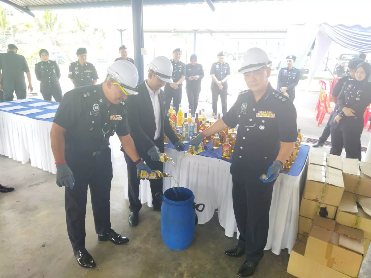 Polis Sungai Buloh lupus 138,650 barang kes bernilai RM10 juta