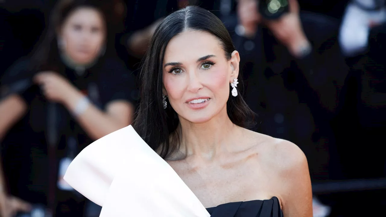 La carrière de Demi Moore a failli s'arrêter après une scène en bikini dans Charlie's Angels