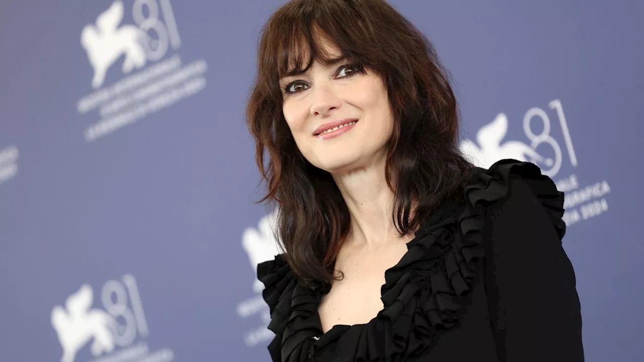 Winona Ryder Says She 'Checked Out' After Her 2001 Shoplifting Arrest