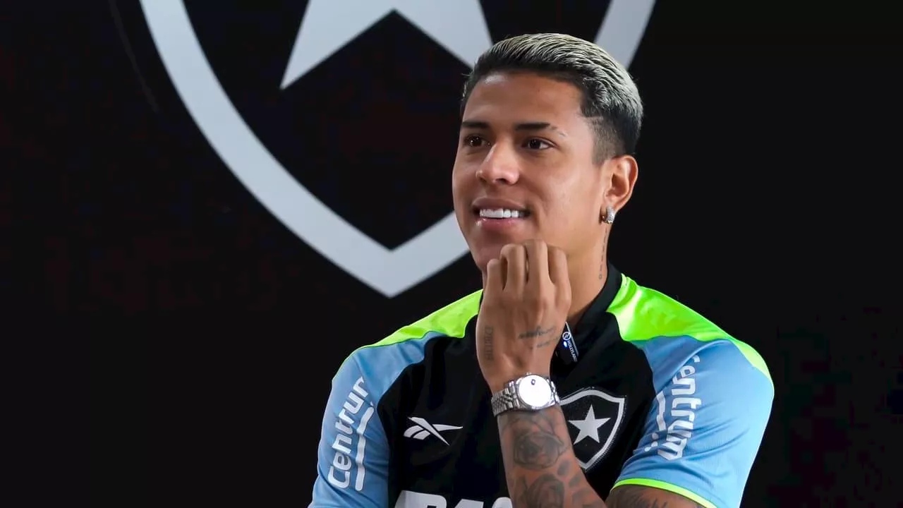 Matheus Martins revela motivo de ter escolhido o Botafogo: ‘Não pensei duas vezes’