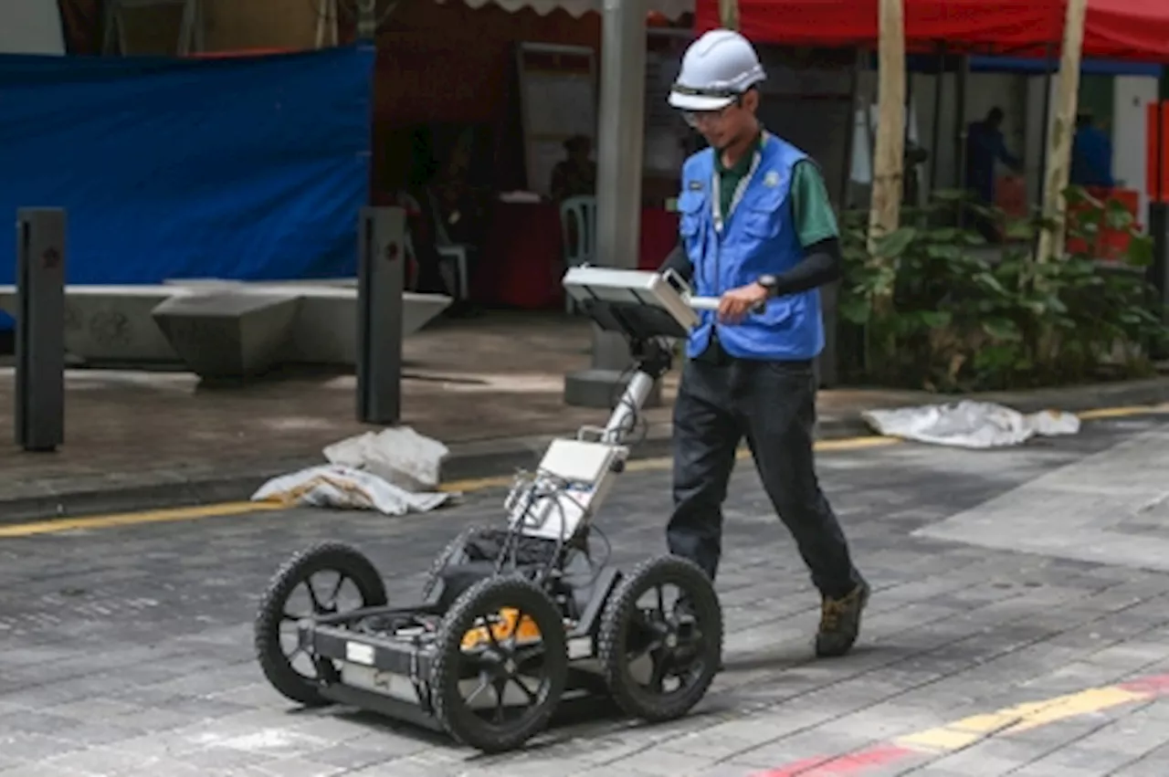 Lorong TAR night market closed for search ops at Jalan Masjid India sinkhole